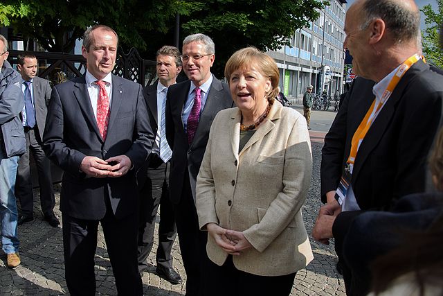 Merkel – von der Welt bewundert, geachtet oder verachtet?