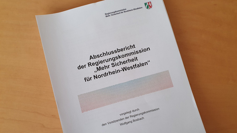 Regierungskommission `Mehr Sicherheit für Nordrhein-Westfalen´