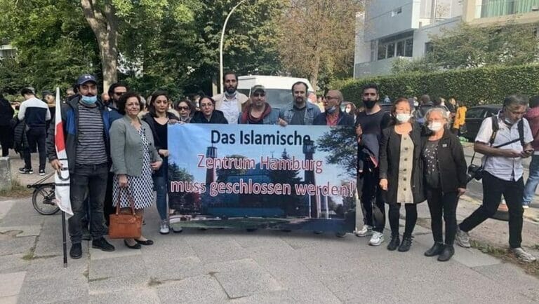 Proteste gegen Blaue Moschee in Hamburg