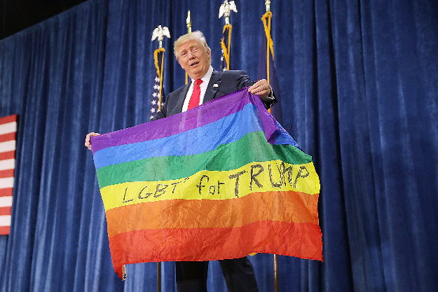 Trump: „Bester US-Präsident aller Zeiten für Homosexuelle!“