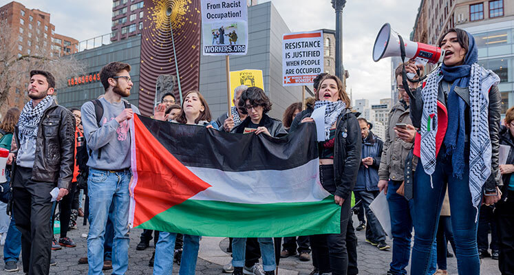 Hinter Schlagworten verstecken: Wie BDS seine israelfeindliche Agenda verbreitet