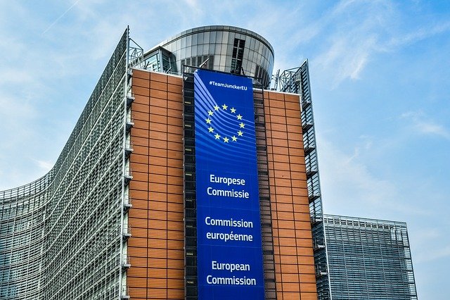 EU-Parlament billigt Billionen-Haushalt