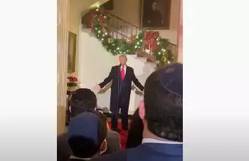 Trump tritt auf der Chanukka-Party im Weißen Haus auf [Video]