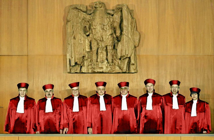 Ein Berliner Richter erhebt Verfassungsbeschwerde gegen die Corona Verordnungen
