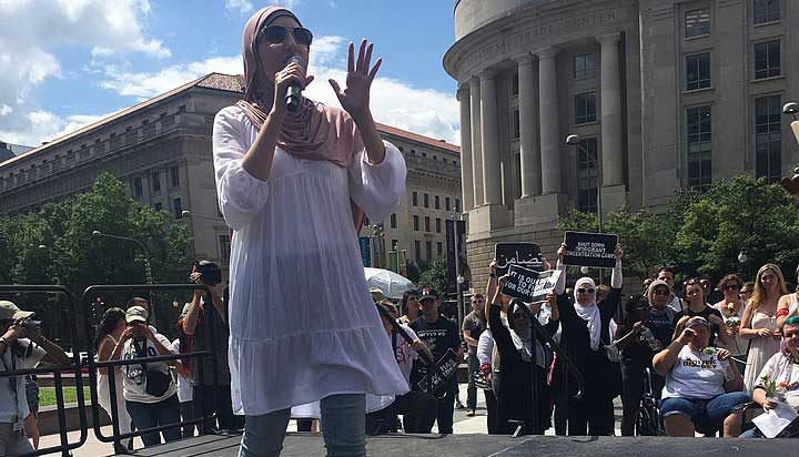 US-Aktivistin Linda Sarsour nutzt Wahnidee vom „jüdischen Weltraumlaser“, um Antisemtismus zu verbreiten