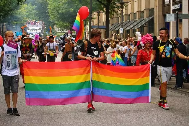 Fidesz will LGBT in Kinderbüchern verbieten 