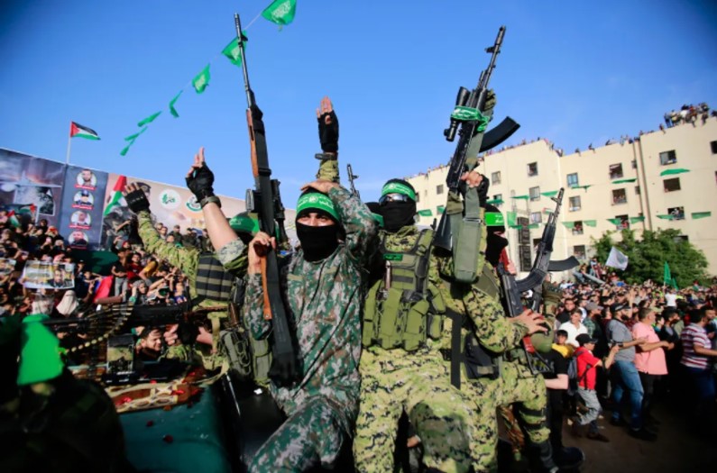 Der Islamische Dschihad warnt, dass er „entsprechend handeln“ wird, wenn Israel die Angriffe auf Gaza fortsetzt