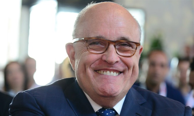 Rudy Giulianis Anwaltslizenz ausgesetzt