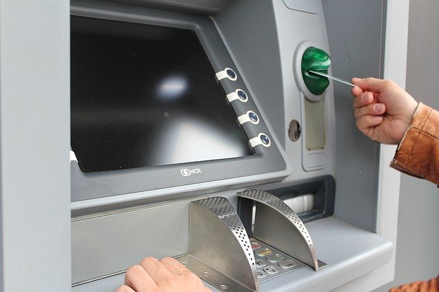 Palästinensische Autonomiebehörde: Terrorrenten aus dem Geldautomaten