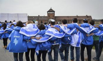 Polen-berprft-israelische-Jugendreisen