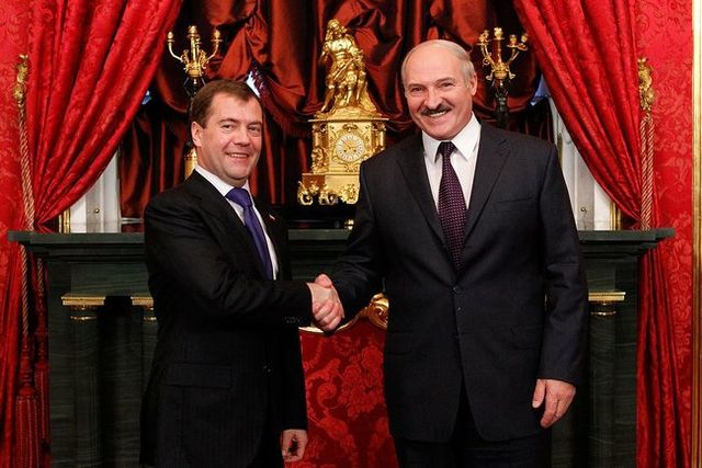 Lukaschenko lässt immer mehr Migranten einfliegen