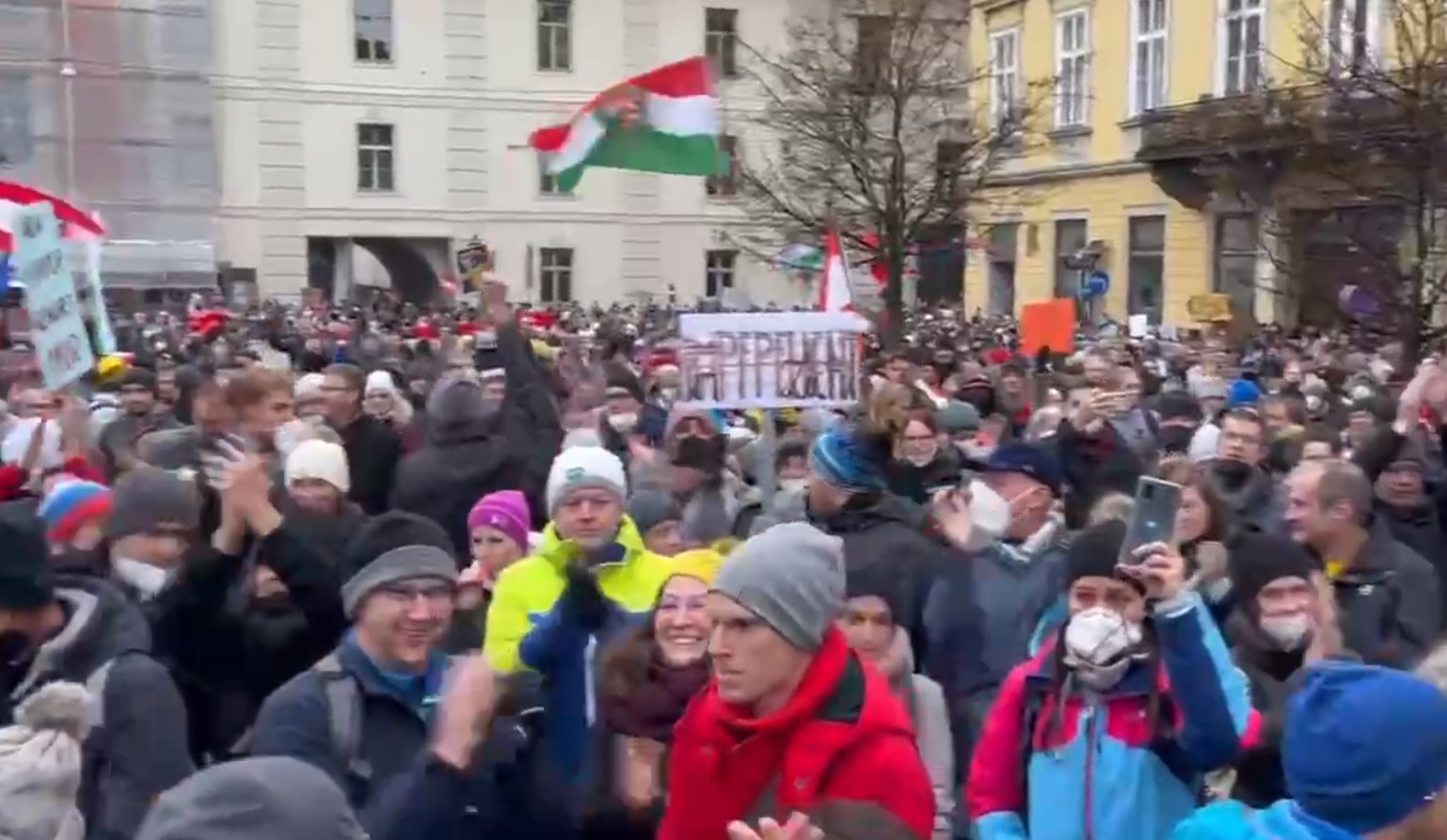 Österreich: Demonstrationen gegen die Impfpflicht