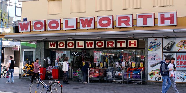 Woolworth klagt gegen Ungeimpften-Aussperrung