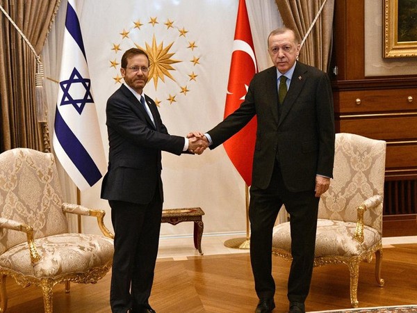  Präsident Herzog trifft türkischen Präsidenten