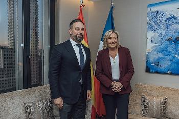 Le-Pen-und-Macron--wer-ist-das-geringere-bel