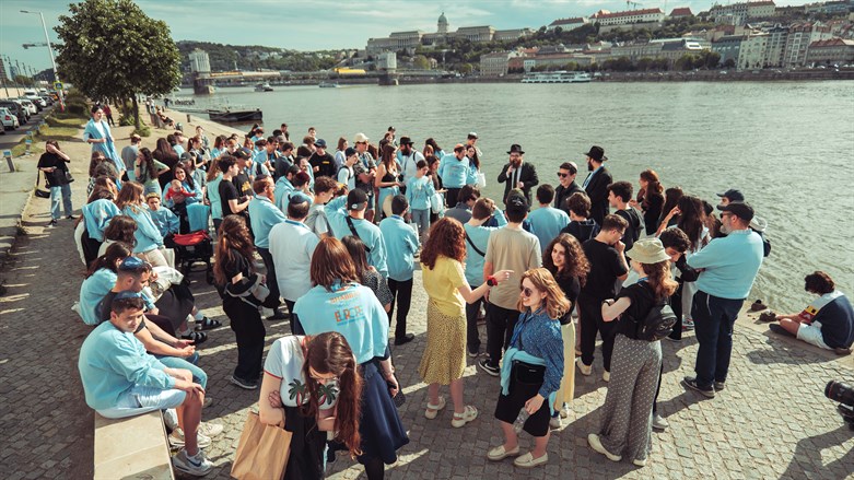 Jüdische Jugendliche aus 16 europäischen Ländern versammeln sich in Budapest