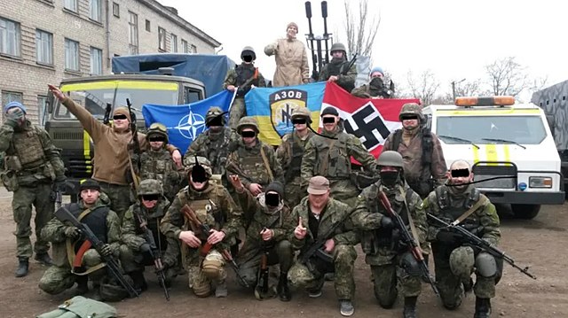 Asow-Nazis im Stahlwerk von Mariupol kapitulieren