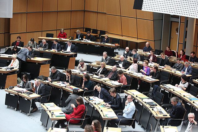 Großflächiger Wahlbetrug in Berlin: Rot-Grün profitierte massiv von „Unstimmigkeiten“