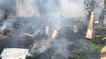 Russischer-Beschuss-beschdigt-jdischen-Friedhof-in-der-Ukraine-auf-dem-Pogromopfer-begraben-sind
