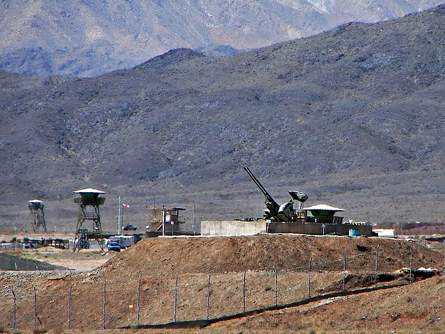 Der Iran gräbt ein riesiges Tunnelnetz südlich der Atomanlage Natanz