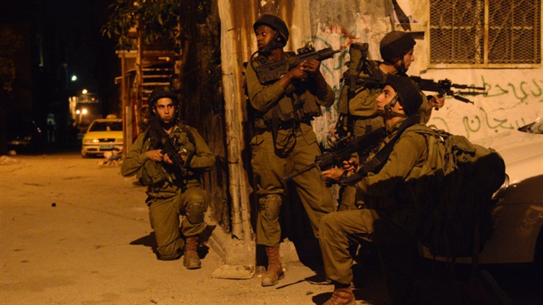 IDF verhaftet 11 gesuchte Terrorverdächtige im Rahmen einer Operation zur Terrorismusbekämpfung