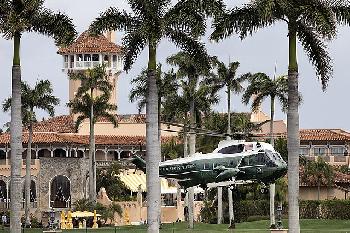 FBIAgenten-haben-auf-Trumps-Anwesen-in-Florida-nach-Dokumenten-ber-Atomwaffen-gesucht