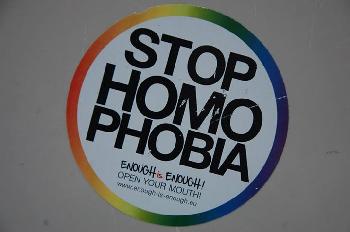 Bundestag-Leidenschaftliches-Pldoyer-gegen-echte-Homo-uns-Transphobie-Video