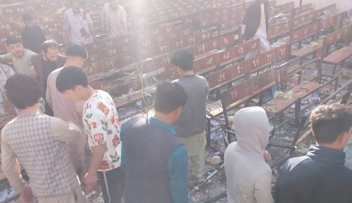 Sunniten ermorden 100 schiitische muslimische Kinder bei einem Dschihad-Selbstmordanschlag in einer Schule