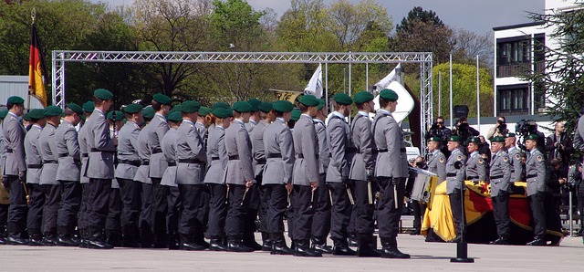 Die Bundeswehr gibt versehentlich Uniformen mit SS-Etiketten aus