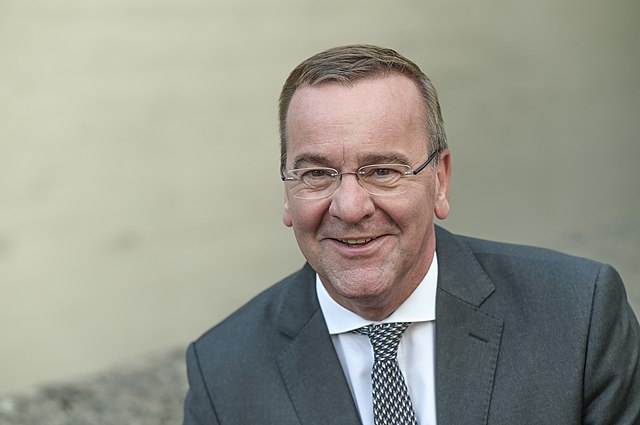 Niedersachsens Innenminister vergleicht AfD mit NSDAP