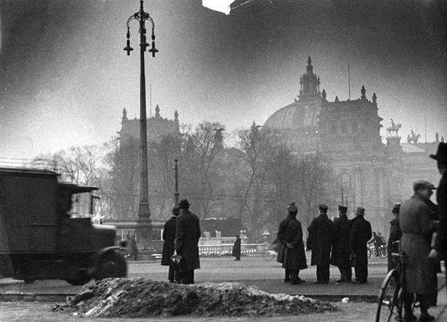 90 Jahre Reichstagsbrand: Die ungeklärte Tat, die zur Machtübernahme der Nazis führte