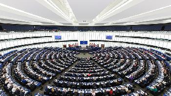 MdEP-Kuhs-Die-EU-sollte-sich-schmen-Israel-Lektionen-in-Demokratie-zu-erteilen