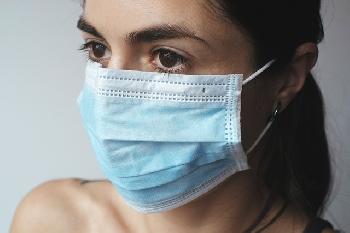 Neue-Studie-hinterfragt-Wirksamkeit-von-Masken-bei-der-Verhinderung-von-Atemwegserkrankungen