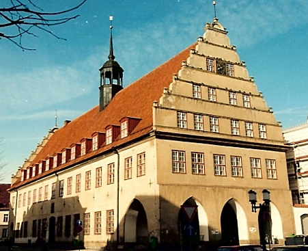 Trotz massivem Bürgerprotest – Greifswalder grüner OB: „Die Flüchtlinge werden kommen!“