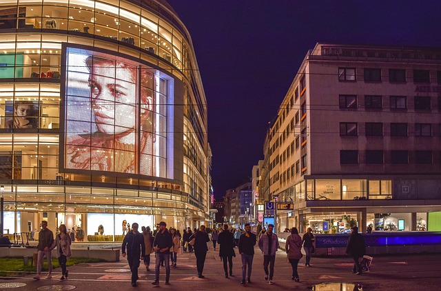 Schließungswelle im deutschen Einzelhandel: Alarmstufe Rot für Innenstädte