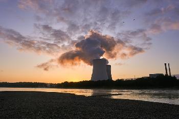 Franzsischer-Wirtschaftsminister-weist-Kritik-an-Atompolitik-zurck--IAEA-sieht-Renaissance-der-Kernenergie