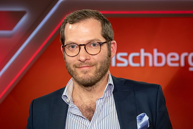 Staatsanwaltschaft ermittelt gegen Ex-Bild-Chefredakteur Julian Reichelt wegen Betrugsvorwürfen