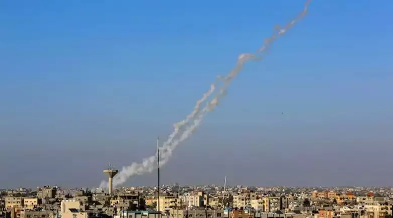 Dutzende Raketen aus dem Gazastreifen auf Israel abgefeuert