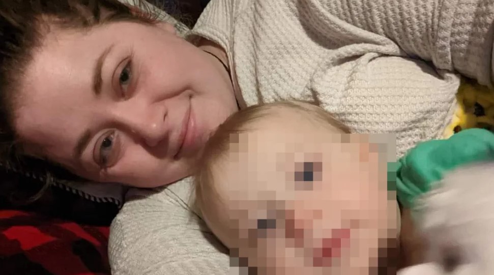 Tragisches Unglück in Ohio: Zwei Jahre alter Junge erschießt schwangere Mutter