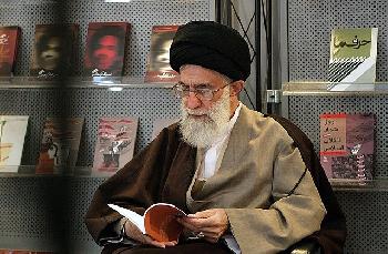Die-Arroganz-der-Macht-Iranischer-Oberster-Fhrer-verhhnt-westliche-Bemhungen-den-Atomwaffenbau-zu-verhindern