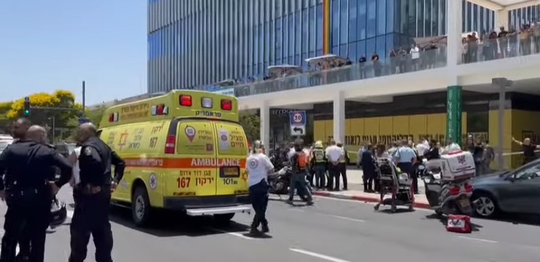 Terroristischer Ramm- und Messerangriff in Tel Aviv: Acht Verletzte, fünf in kritischem Zustand