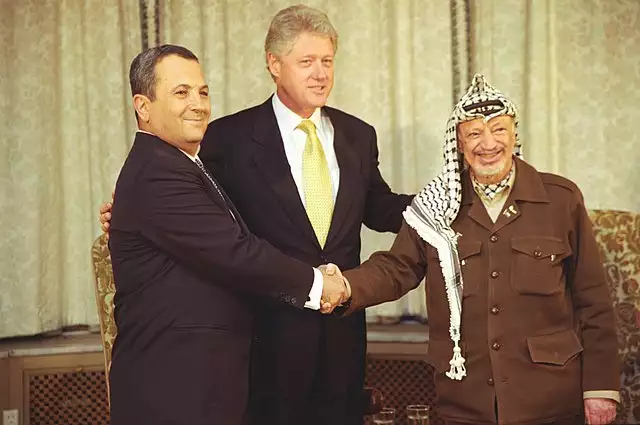 Ehud Baraks giftige Pyromanie bedroht die Demokratie Israels