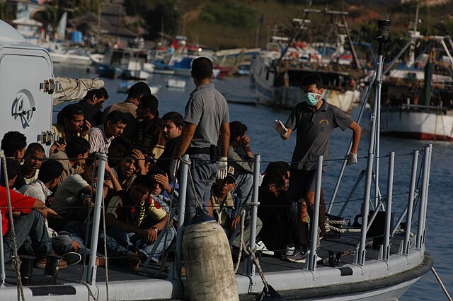 Rekordzahl an Migrantenlandungen in Lampedusa setzt Italien unter Druck; Deutschland setzt freiwillige Aufnahme aus