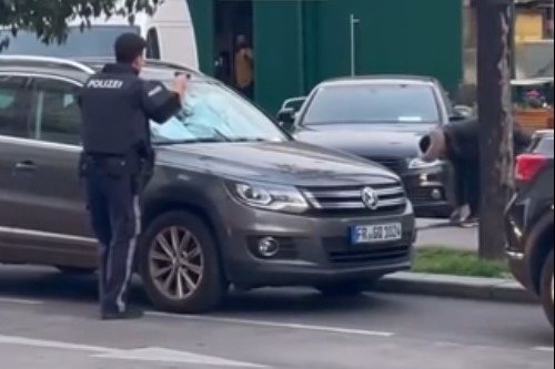 Großeinsatz am Wiener Naschmarkt: Mann mit täuschend echter Spielzeugwaffe löst Polizeialarm aus