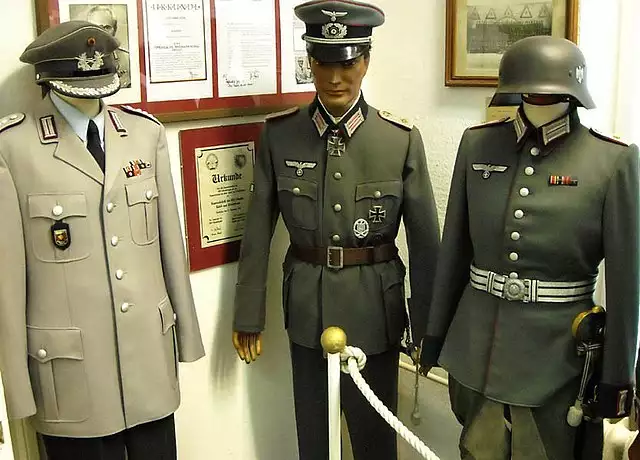 Eklat in Padua: Schüler mit Nazi-Uniform gewinnt 