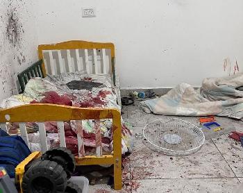Die-Unfassbare-Tragdie-in-Kibbuz-Kfar-Azza-Israel-Konfrontiert-mit-der-Brutalitt-des-HamasTerrors-selbst-Babys-wurden-enthauptet