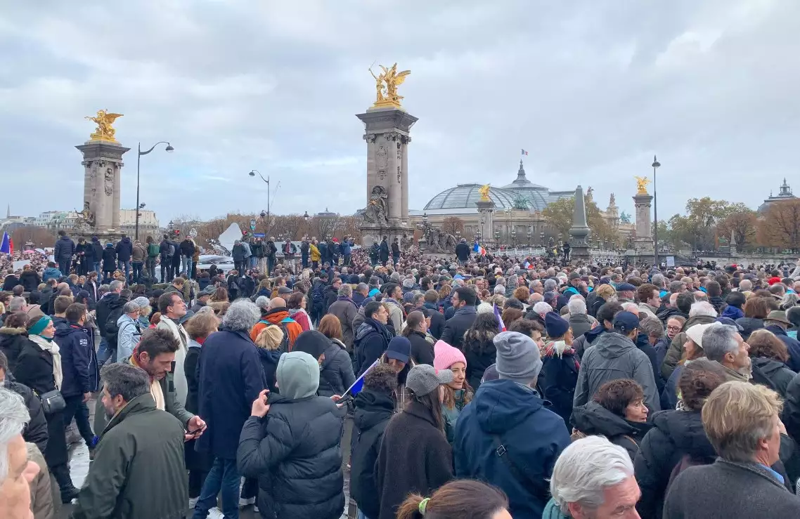 Großdemonstration gegen Antisemitismus in Paris mit politischer Prominenz