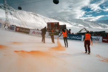 Klimaprotest-strt-SkiWeltcupSlalom-in-Gurgl