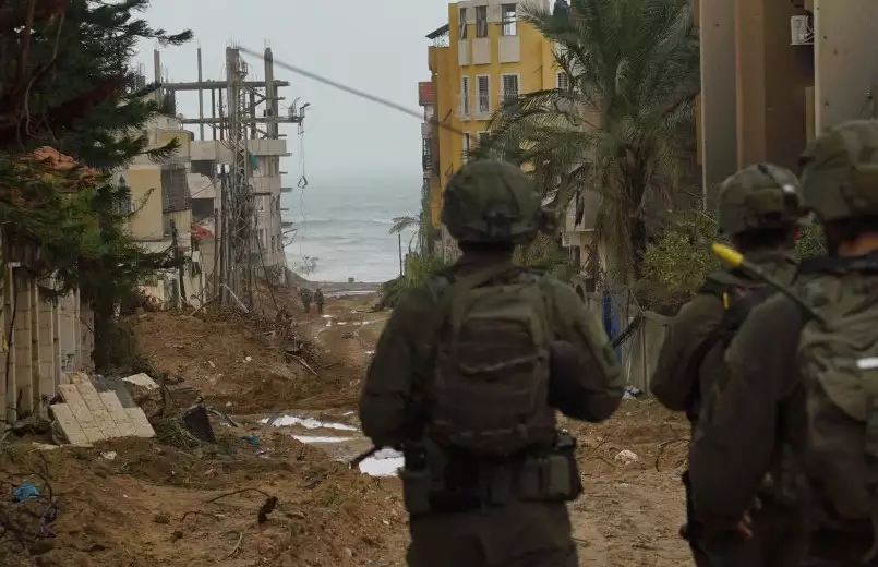 IDF greift über 400 Ziele in Gaza an: Wiederaufnahme militärischer Operationen gegen Hamas