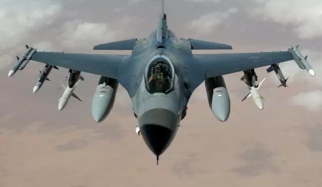 US F-16 Kampfjet stürzt über Gelbem Meer ab: Pilot gerettet
